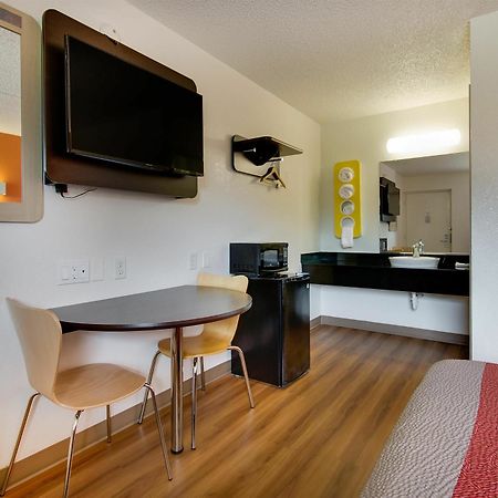Motel 6-Salina, Ks المظهر الخارجي الصورة