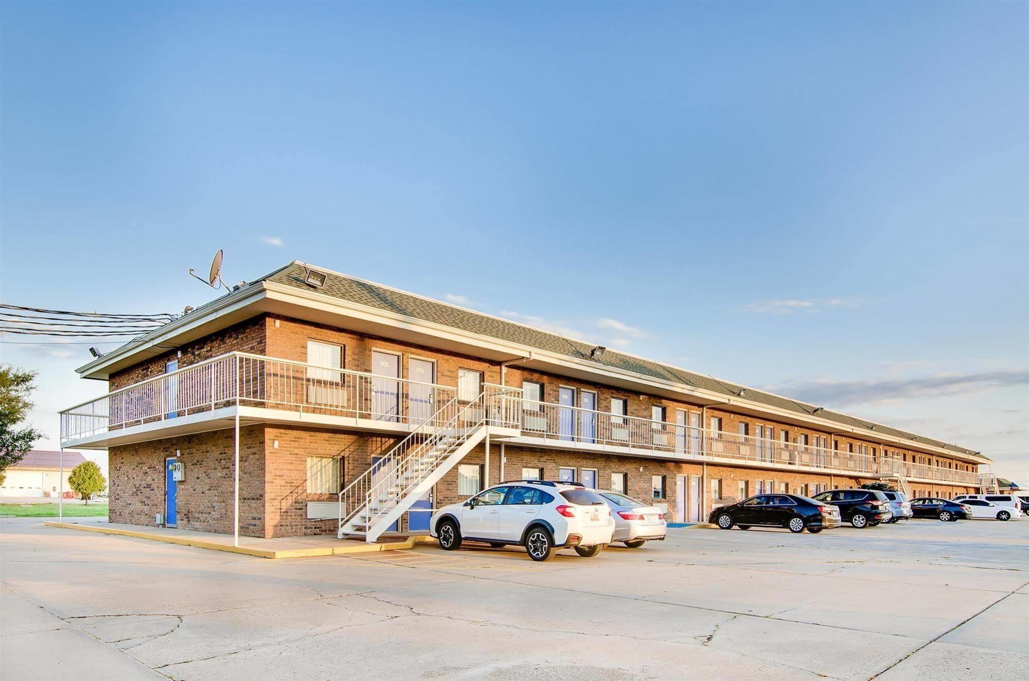 Motel 6-Salina, Ks المظهر الخارجي الصورة