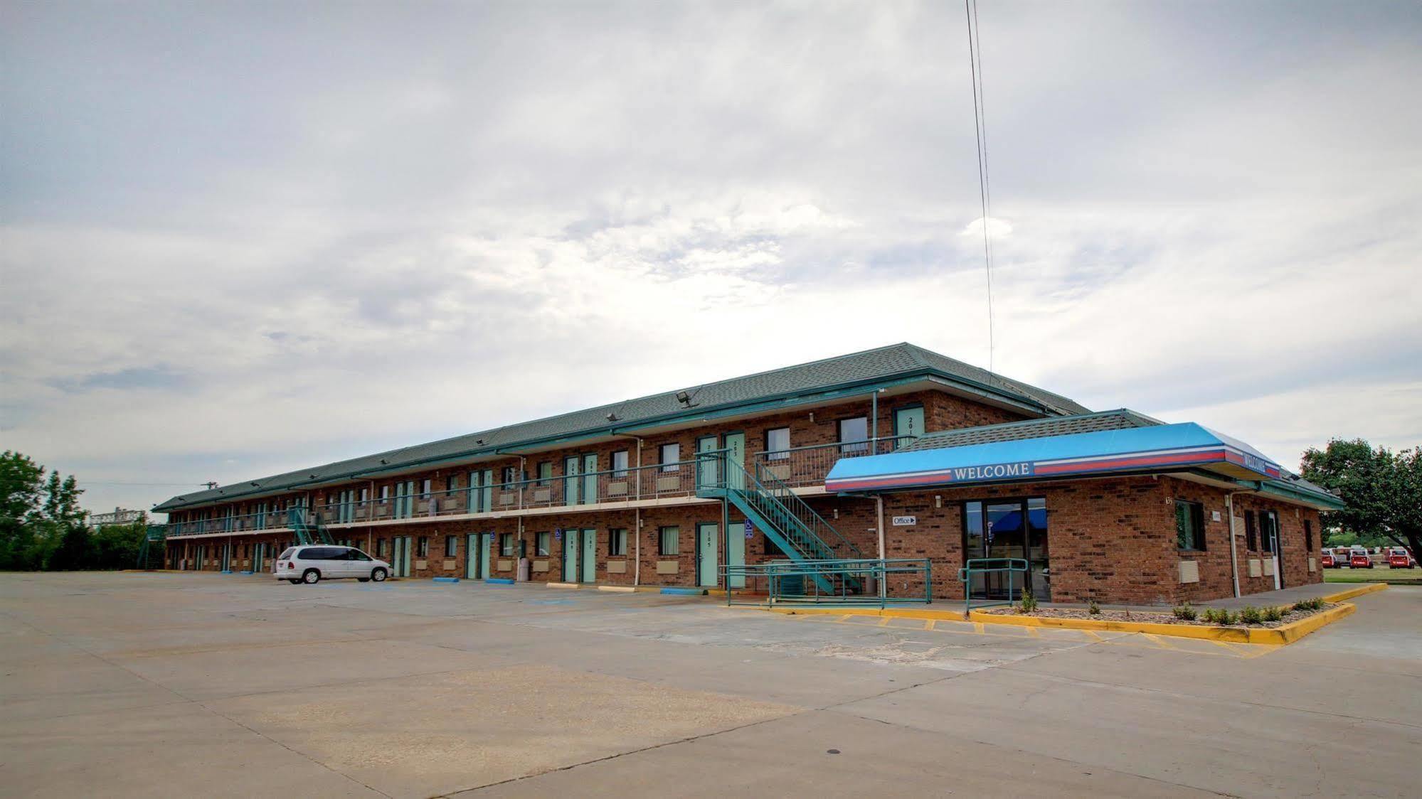 Motel 6-Salina, Ks المظهر الخارجي الصورة
