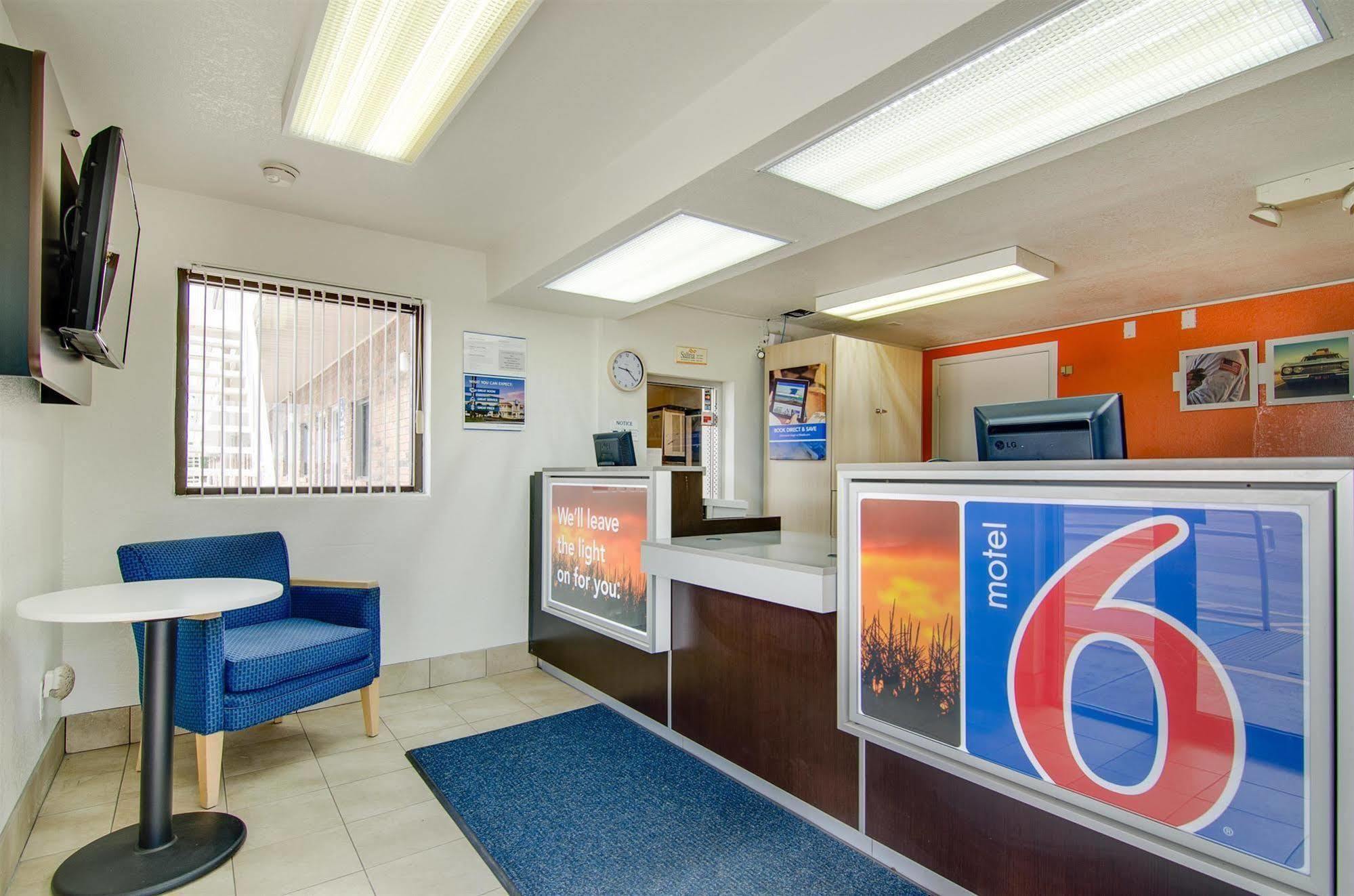 Motel 6-Salina, Ks المظهر الخارجي الصورة