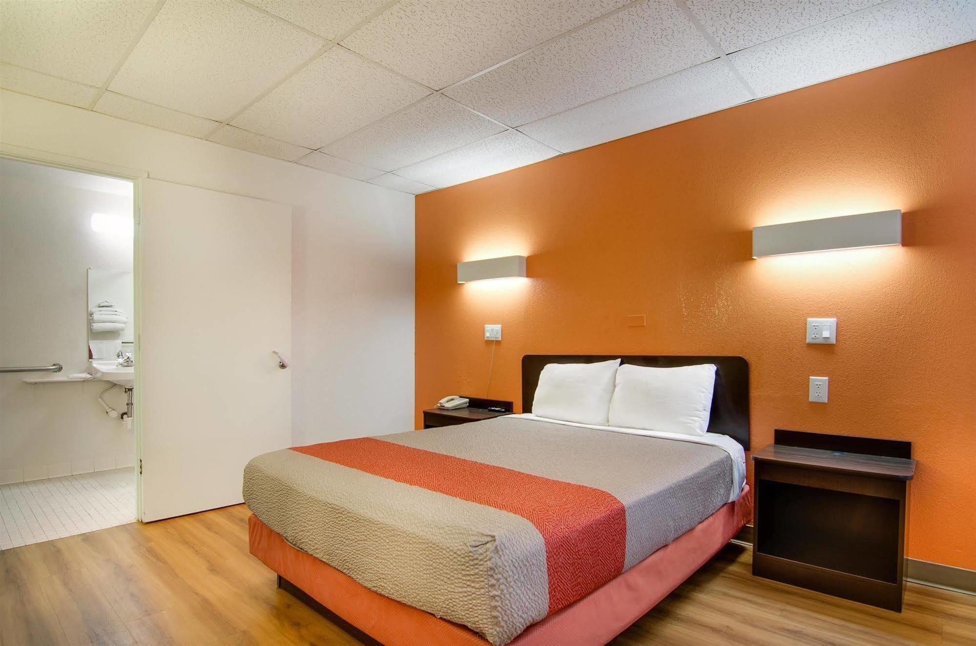 Motel 6-Salina, Ks المظهر الخارجي الصورة