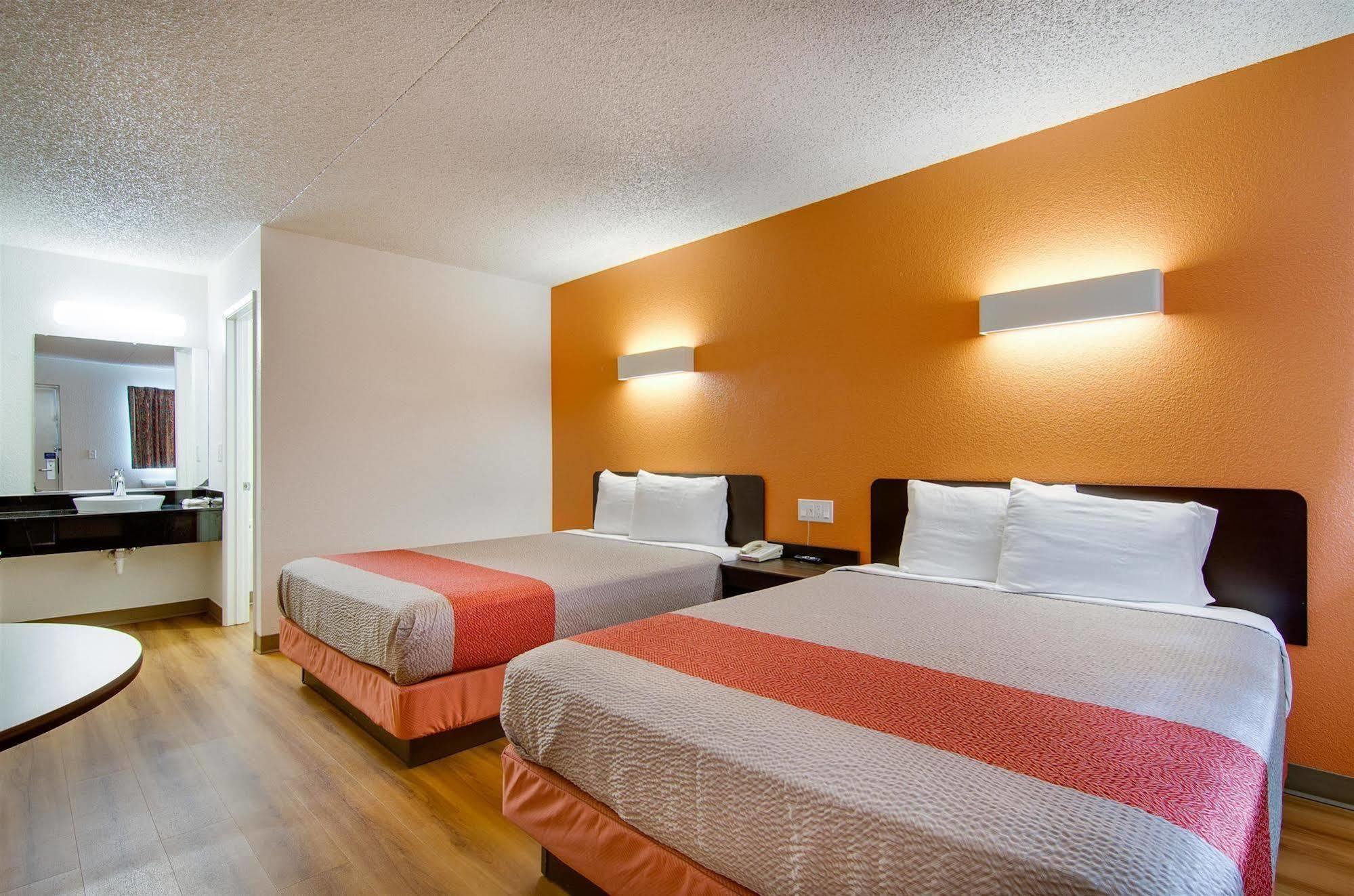 Motel 6-Salina, Ks المظهر الخارجي الصورة
