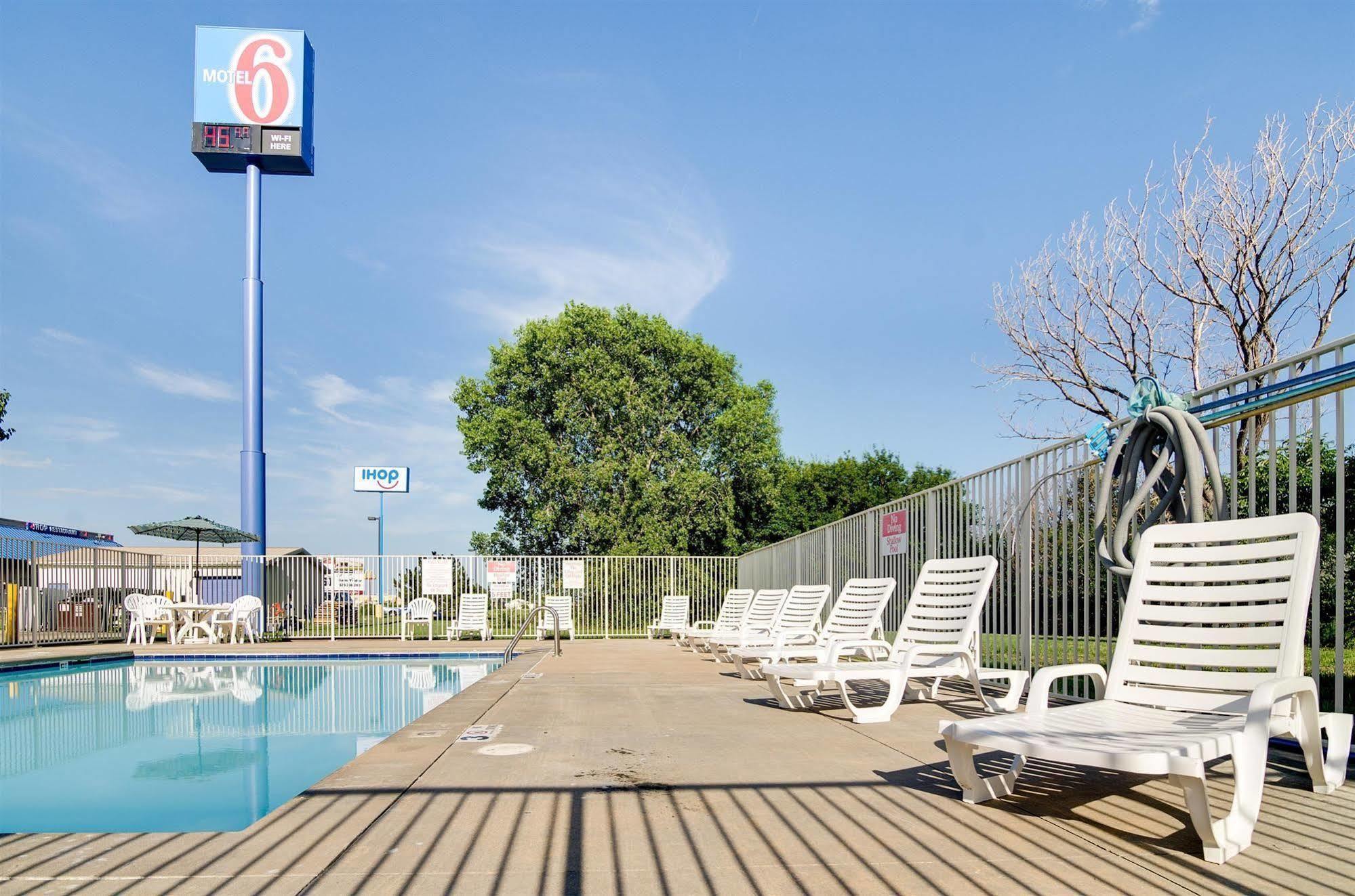 Motel 6-Salina, Ks المظهر الخارجي الصورة