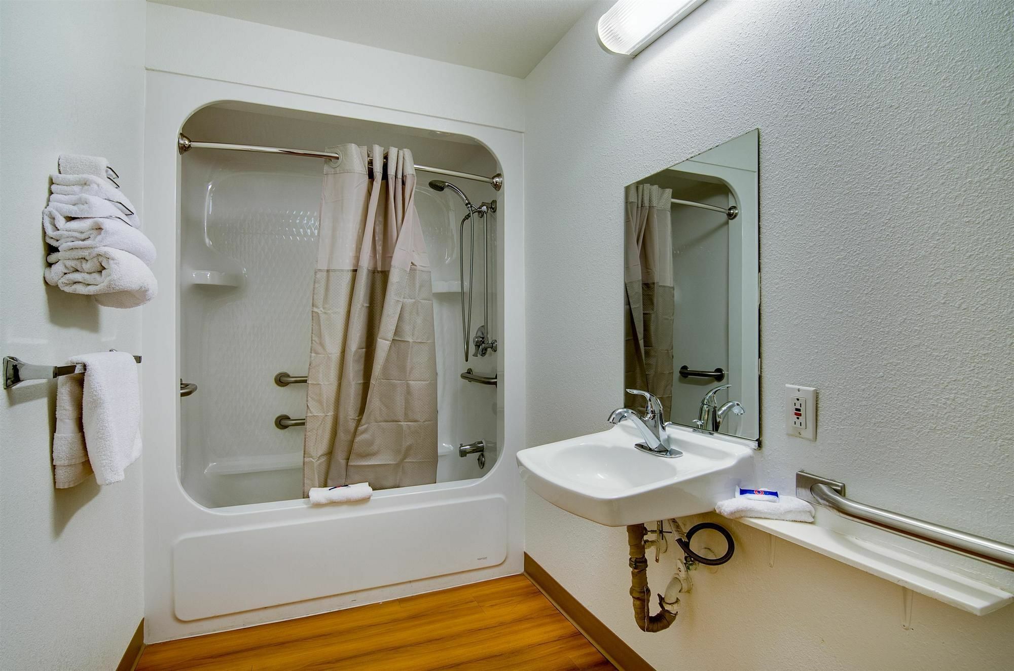 Motel 6-Salina, Ks المظهر الخارجي الصورة